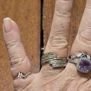 925 Sterling Silver Ring With Gemstones Women Size 7.5 Like New